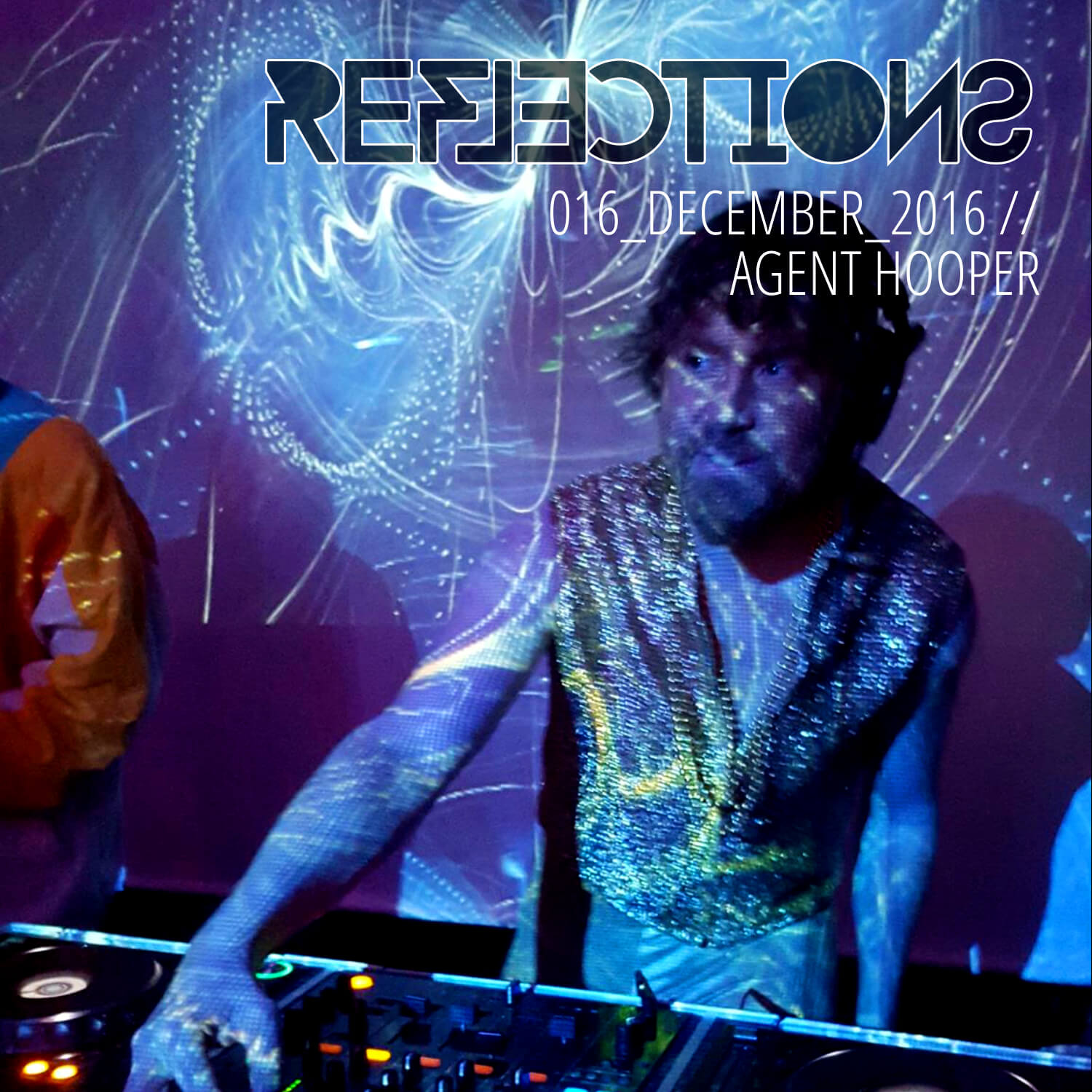 Reflections with Agent Hooper December 2016